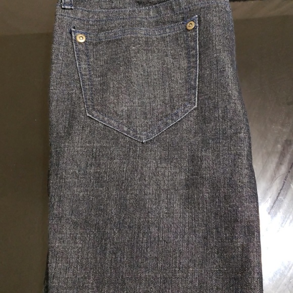 denim jeans - Picture 1 of 3